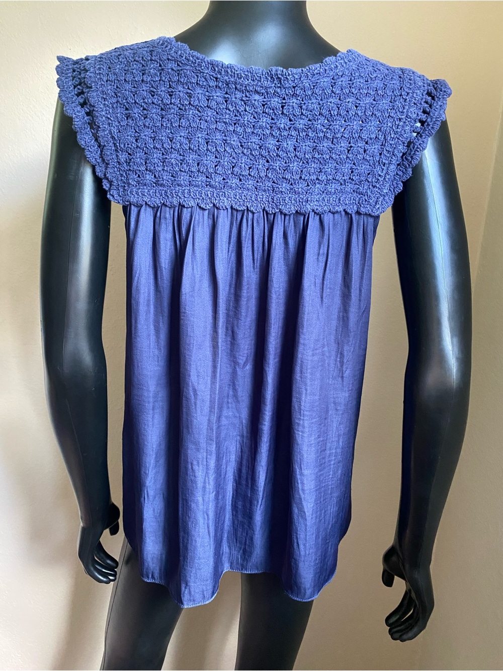 Skies Are Blue Crochet Yoke Sleeveless Blue Tunic - Picture 7 of 10
